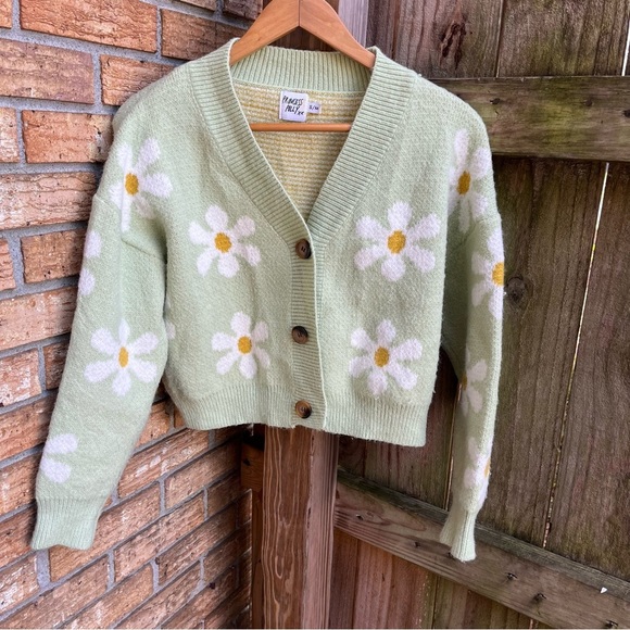 Princess Polly Sweaters - Princess Polly Green Floral/Daisy Cardigan
